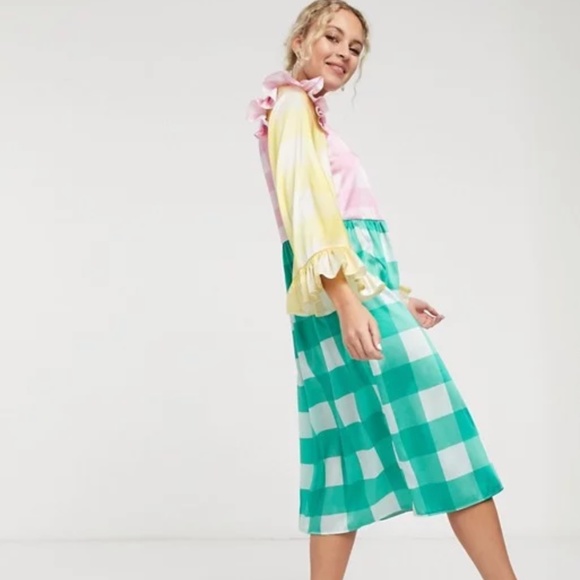TWISTED WUNDER GINGHAM SMOCK DRESS - Picture 2 of 4